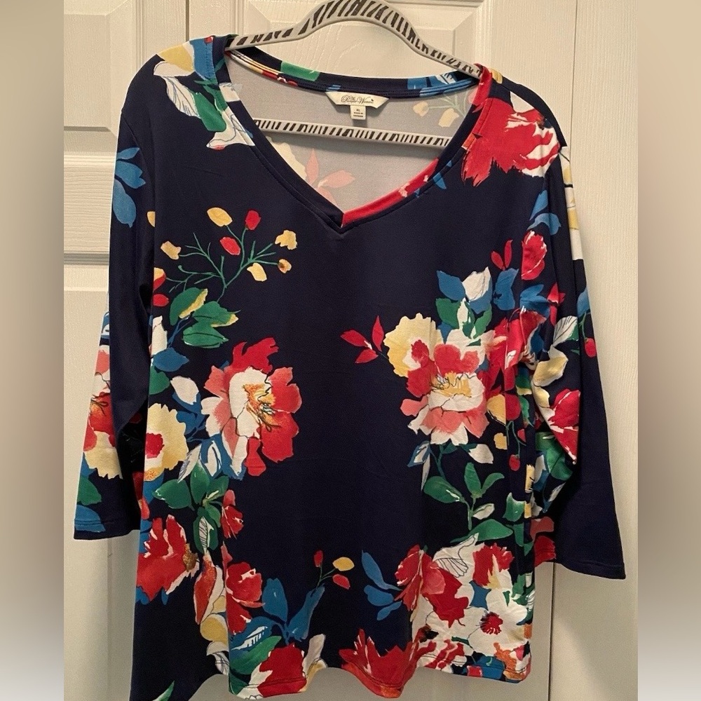 The Pioneer Woman Navy with Red Green Yellow Floral long sleeve V neck  top XL